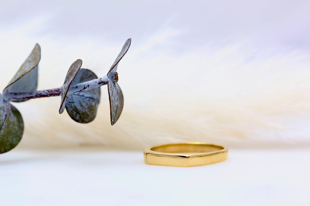 Thin signet ring deals