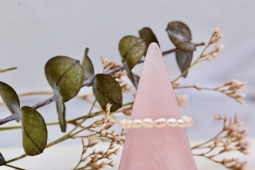 Elastic Freshwater Pearl Ring