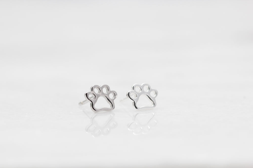 Paw Studs