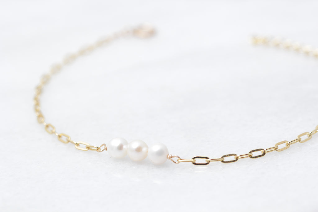 Link Chain Pearl Bracelet