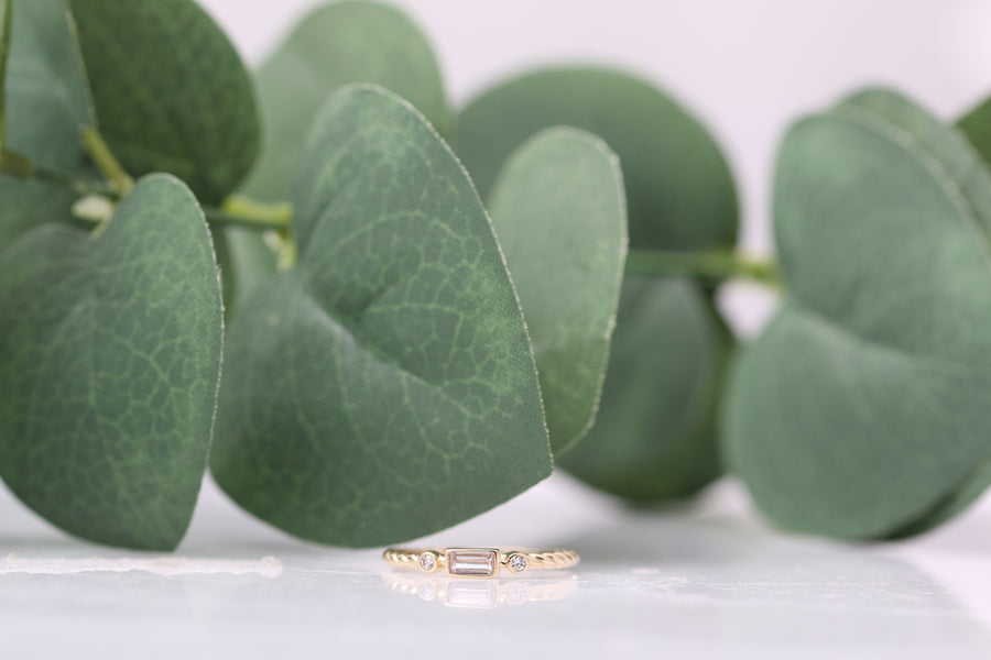 10k Twisted Rope CZ Ring