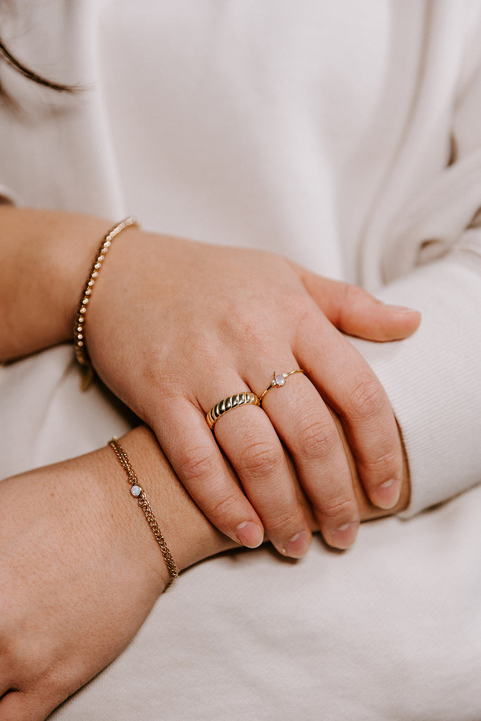 Twist Croissant Ring