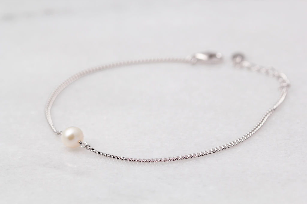 Curb Chain Pearl Bracelet