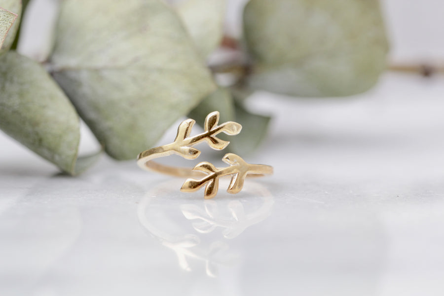 Leaf Wrap Around Ring