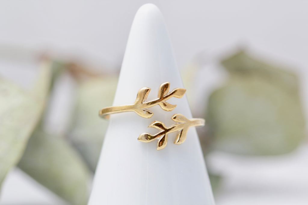 Leaf Wrap Around Ring