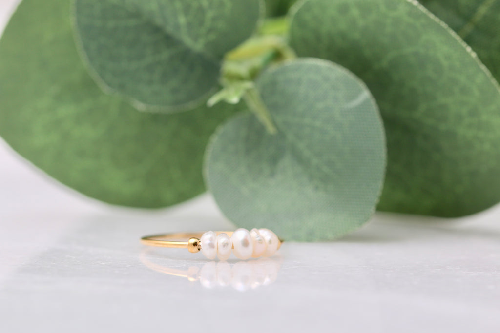 Petite Pearl Spinner Rings