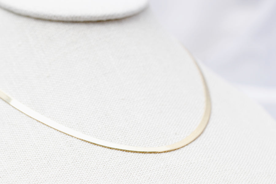 Thin Herring Bone Necklace